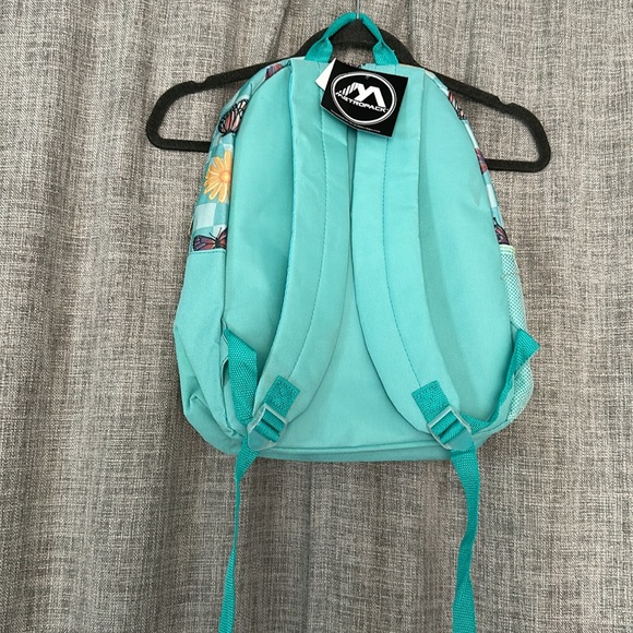 Backpack - Picture 4 of 5